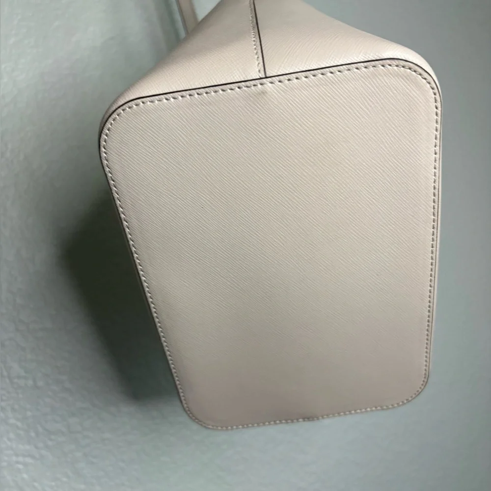 Kate Spade Eva Bucket Bag Cream Tan Crossbody